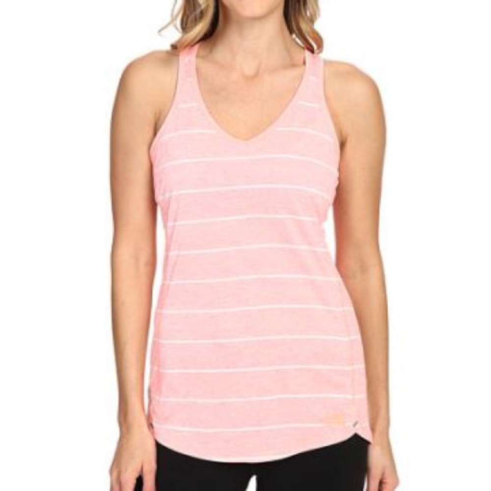 W The North Face Ma-x Tank